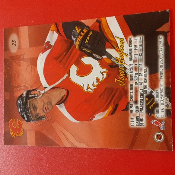 AUTOGRAPHED Jonas Hoglund Calgary Flames NHL Hockey Card - Picture 3 of 3